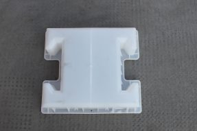 塑料連鎖磚模具的重量是決定它質(zhì)量好壞的主要因素嗎？